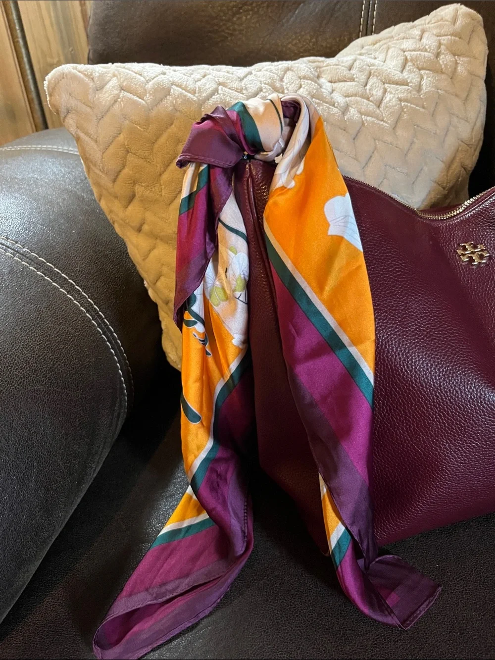 Satiny Scarf 27x 27 E1-Orange Purple Hundred Flowers Feminine Classic Floral